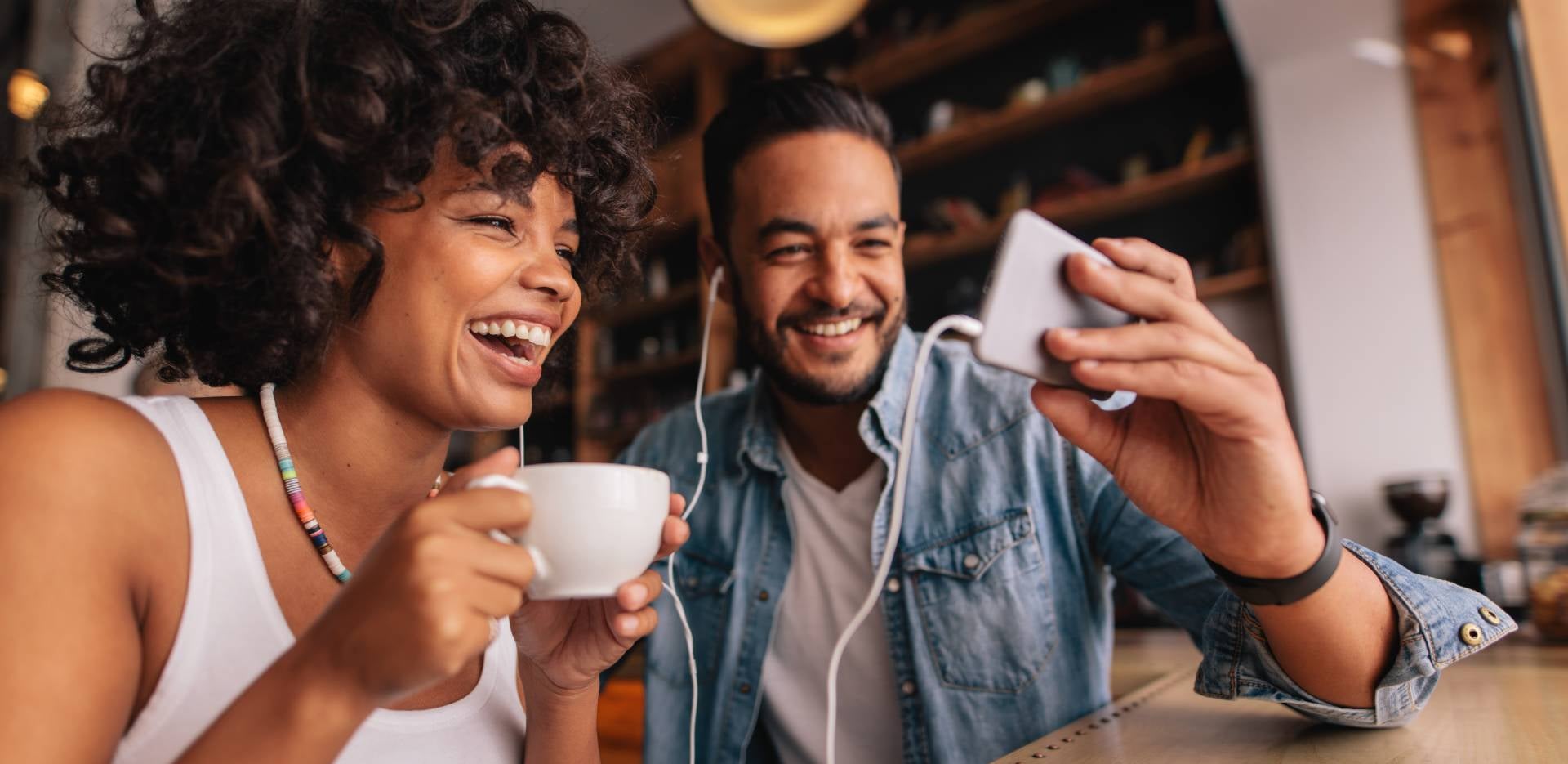 Empfindliches Zahnfleisch und Zähne: Unterschiede