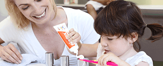 Kariesvorbeugung durch Fluoride